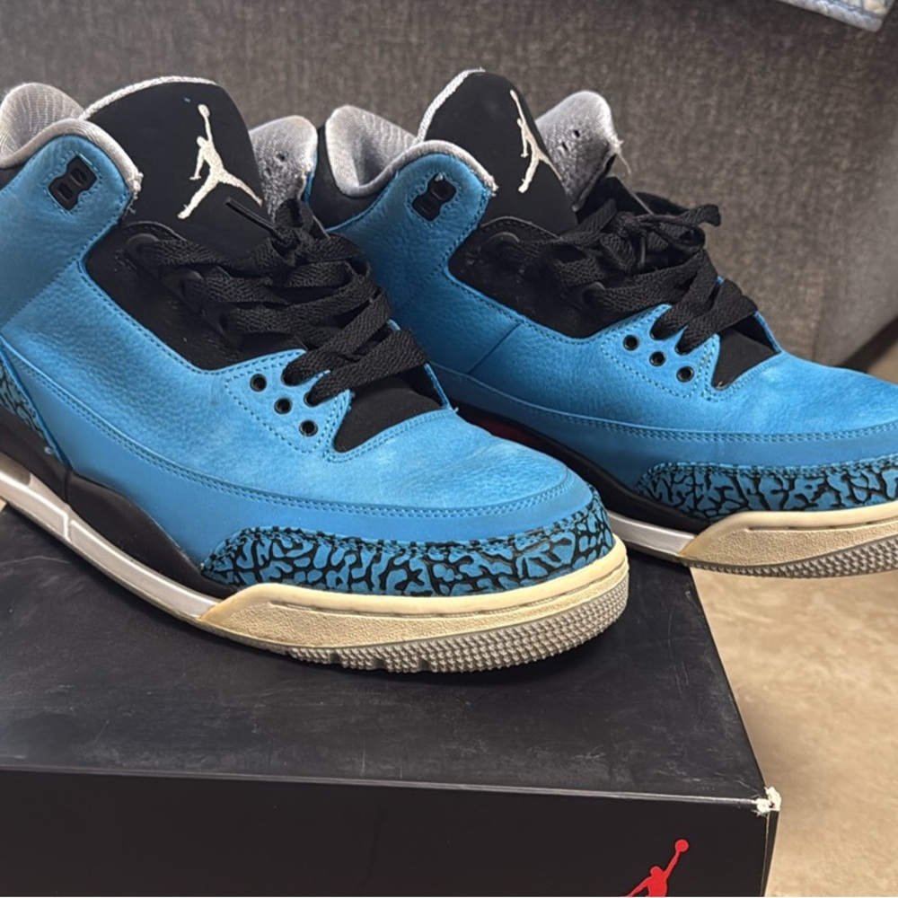 Jordan retro 3 powder blue